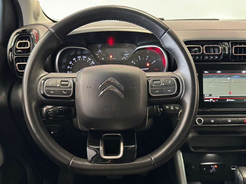 48647312-18.jpg