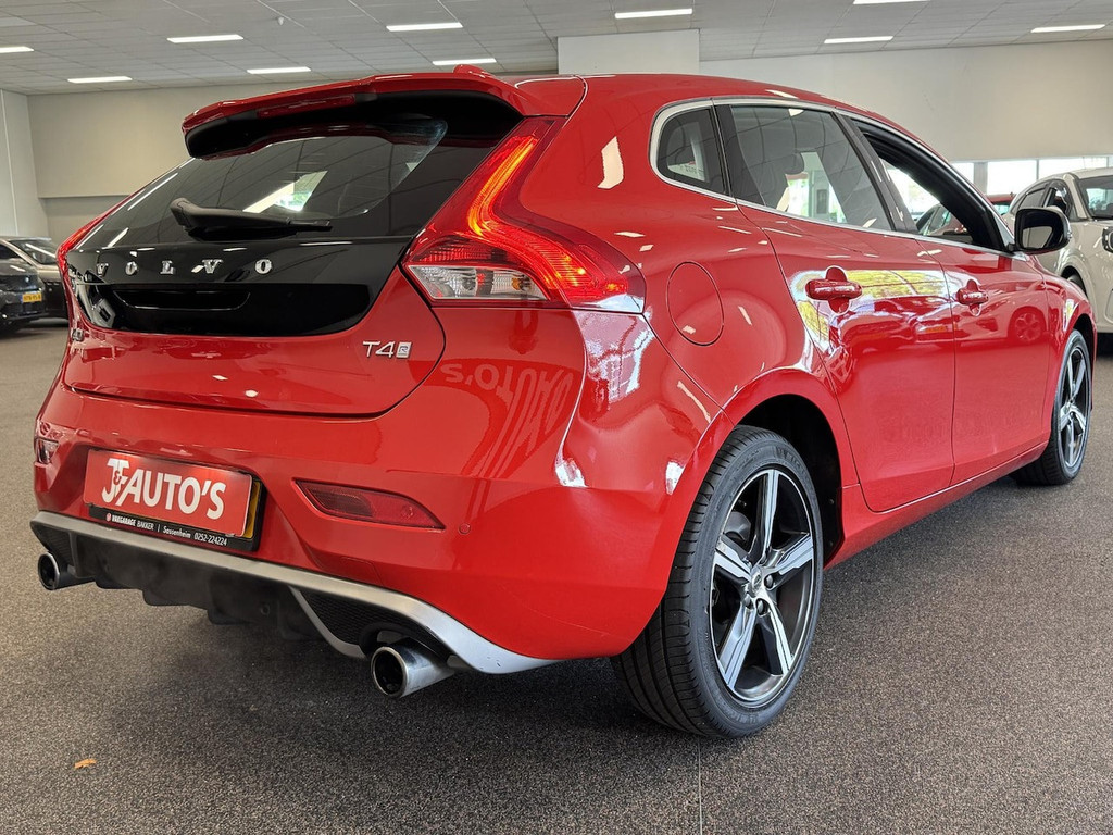 Volvo V40 2.0 T4 Business Sport NAVIGATIE, ECC AIRCO, CRUISE 50596058-4.jpg | J&F Auto's